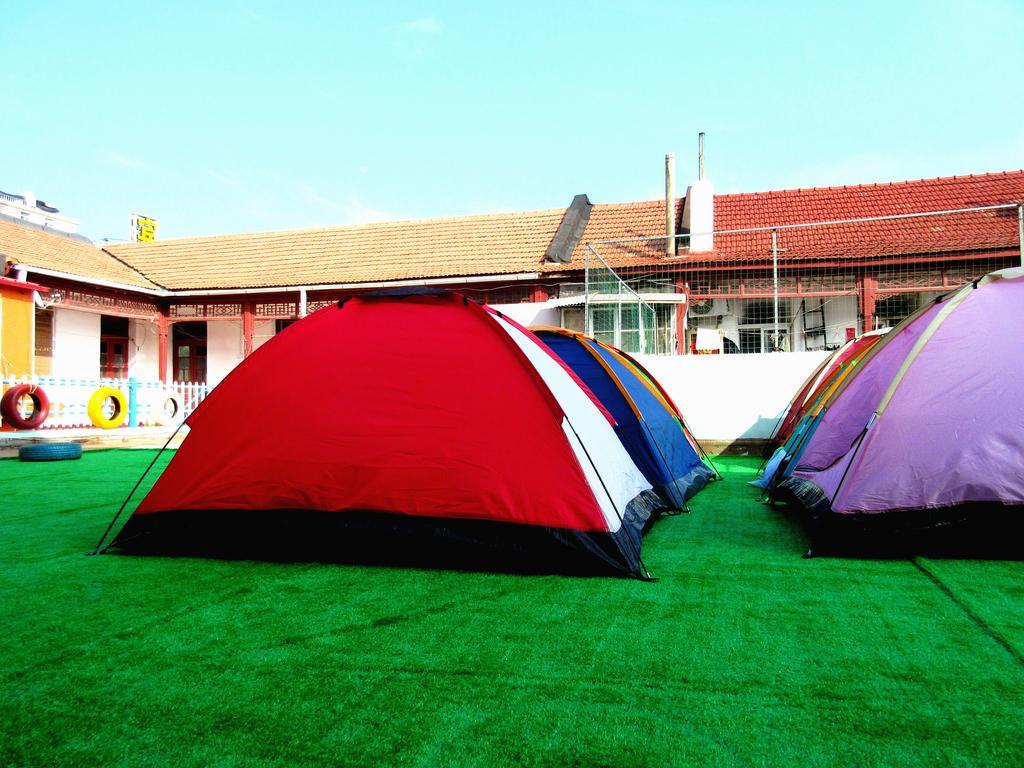 25°C Four Season Youth Hostel Циндао Экстерьер фото