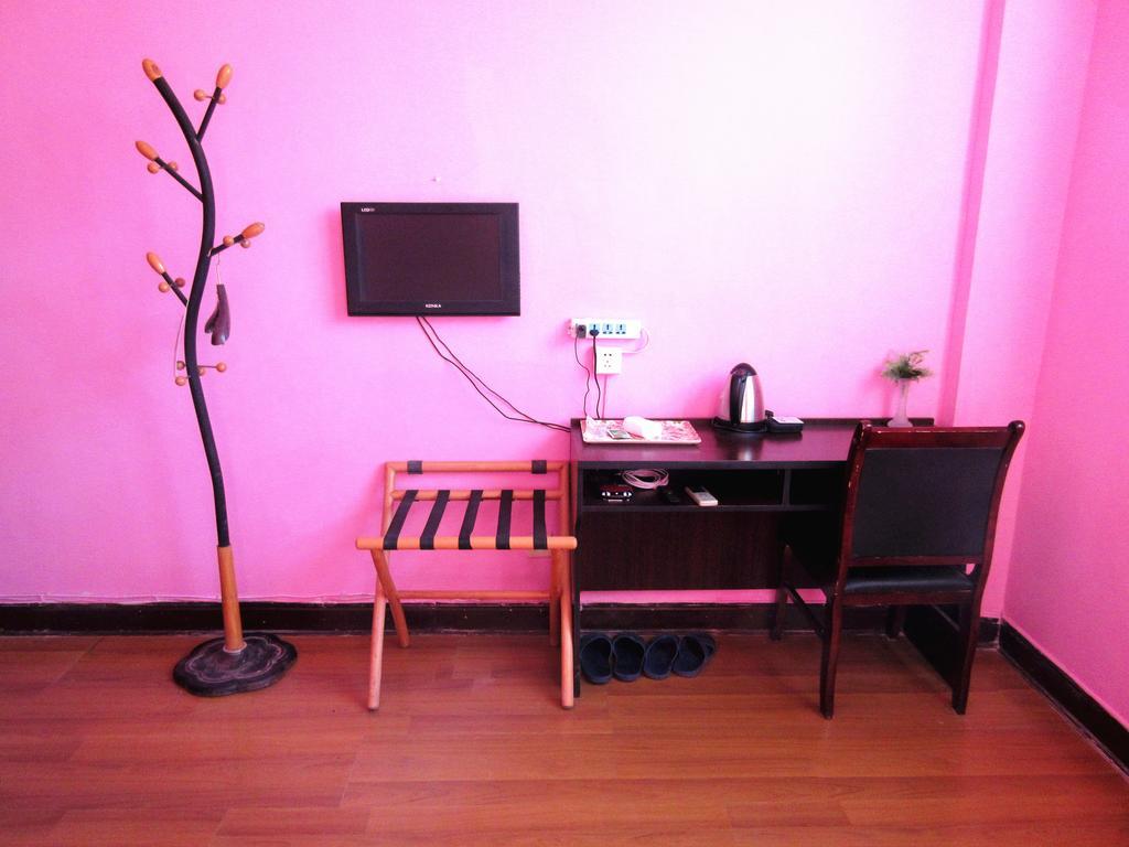 25°C Four Season Youth Hostel Циндао Экстерьер фото